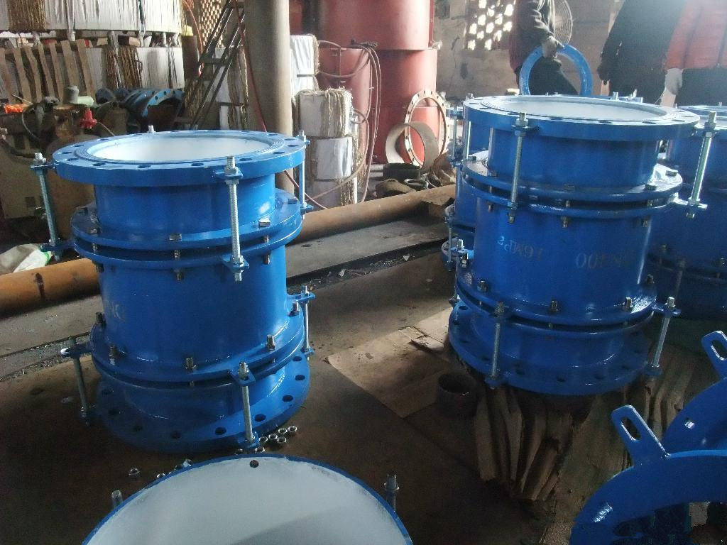 廣西省來賓市合山市雙法蘭限位伸縮器組裝現(xiàn)場